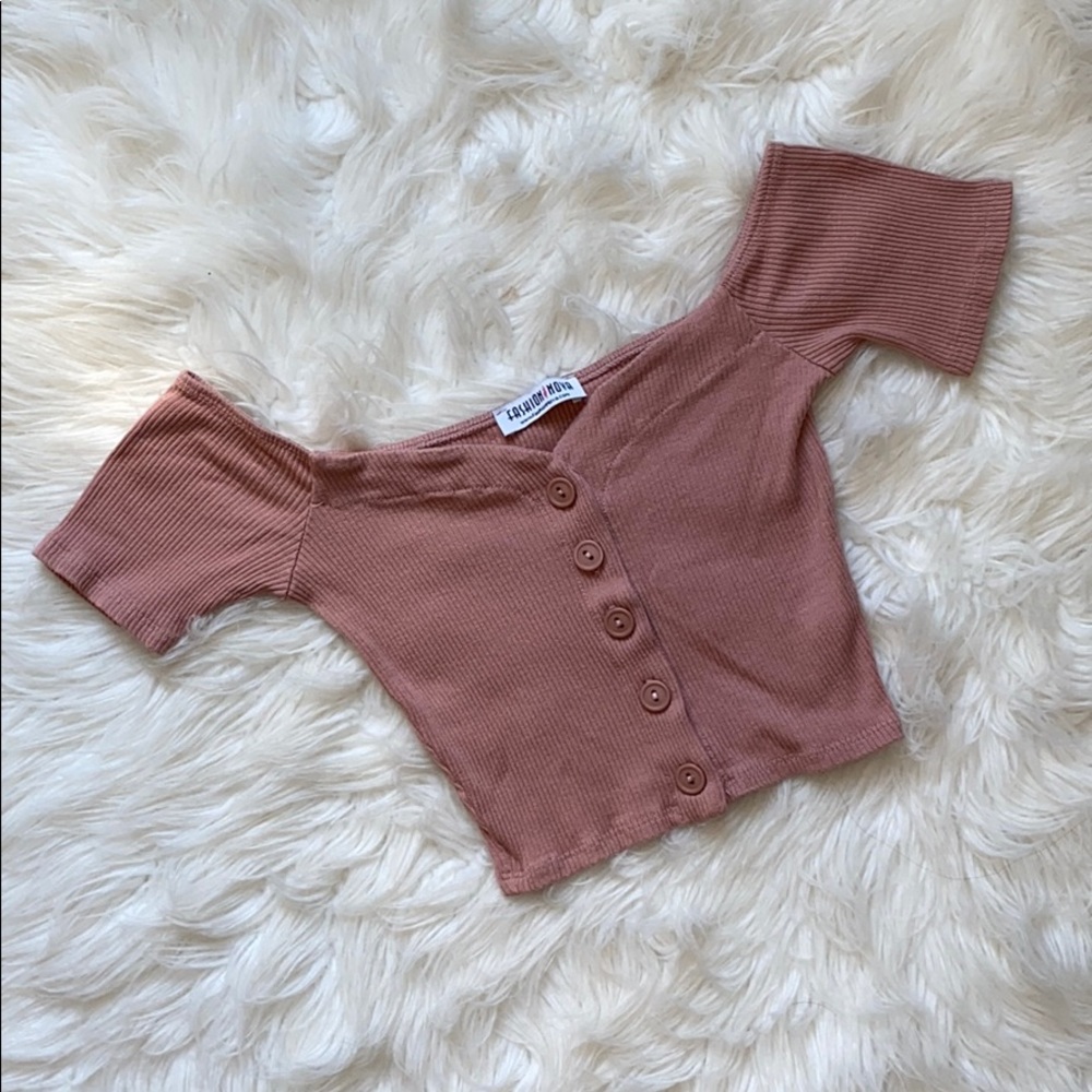 Fashion Nova “Give My Love” Crop Top - Picture 2 of 2